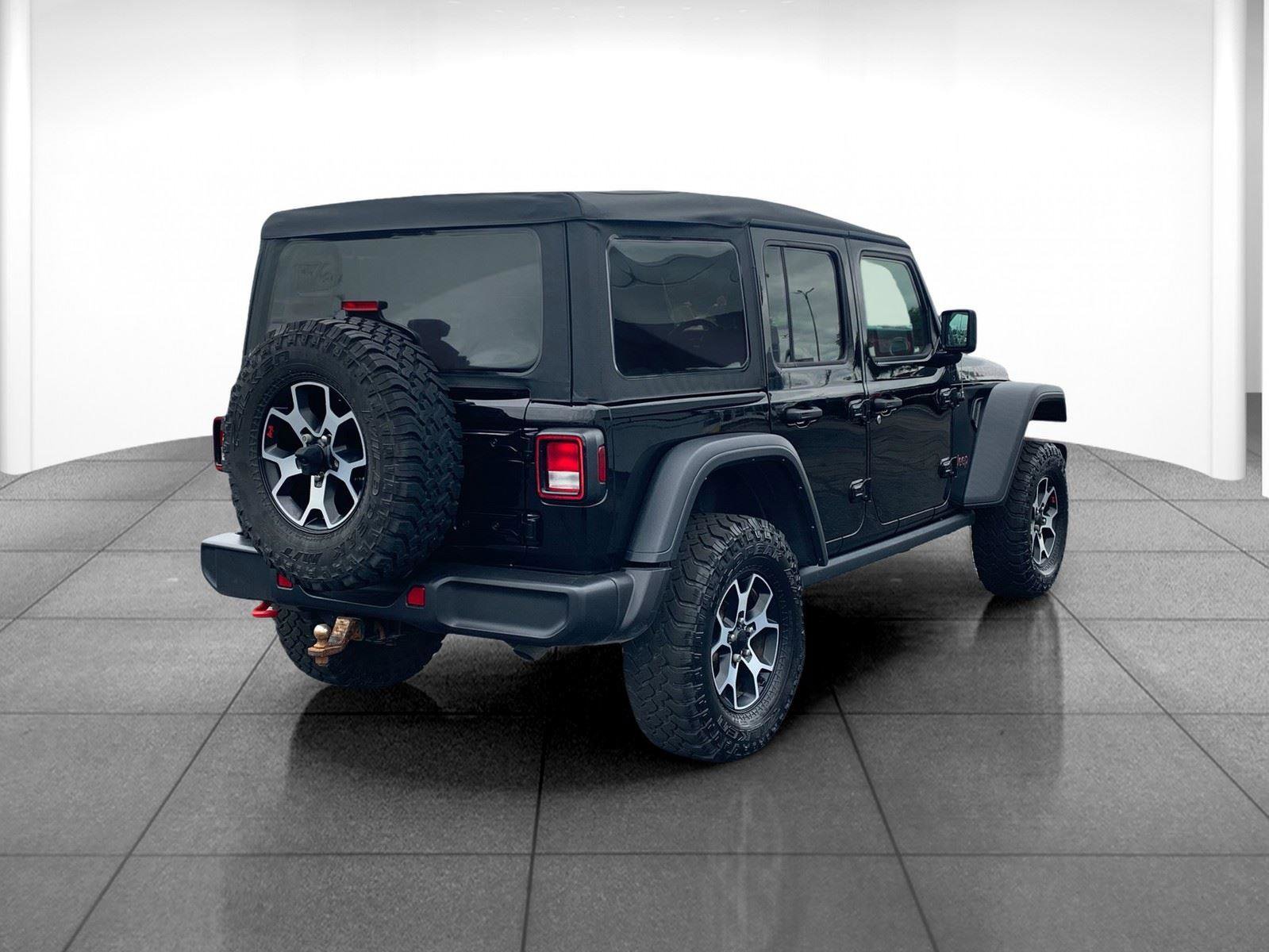 Used 2022 Jeep Wrangler Unlimited Rubicon w/ Cold Weather Group image 7
