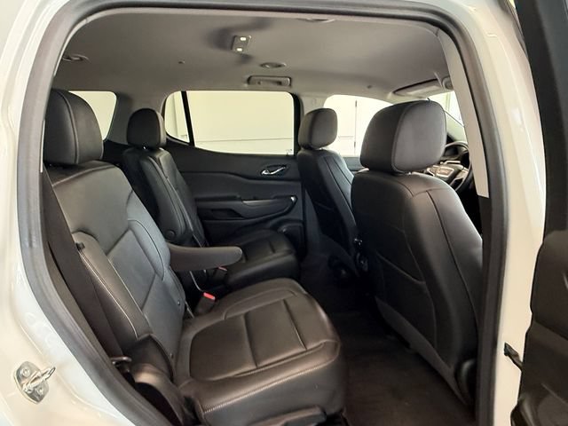 Used 2023 GMC Acadia SLT w/ Elevation Edition FWD image 16