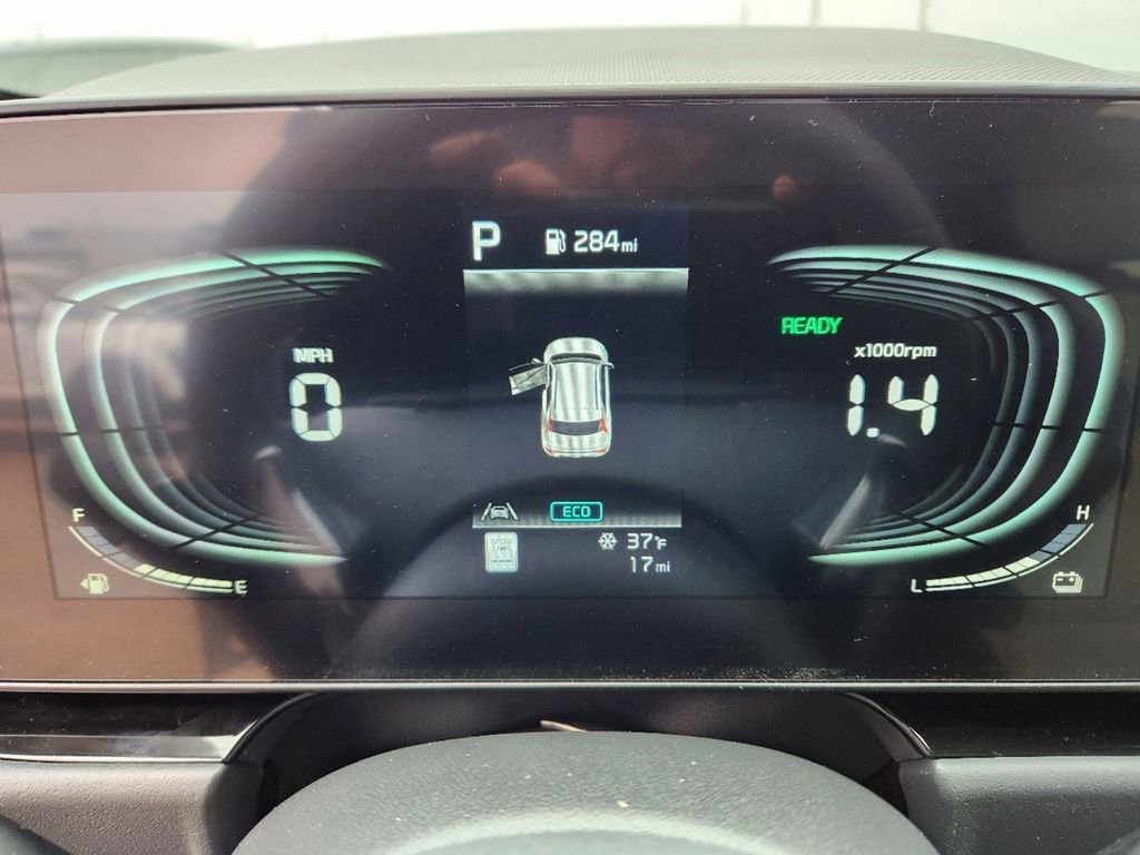 New 2025 Kia Niro EX Touring image 18