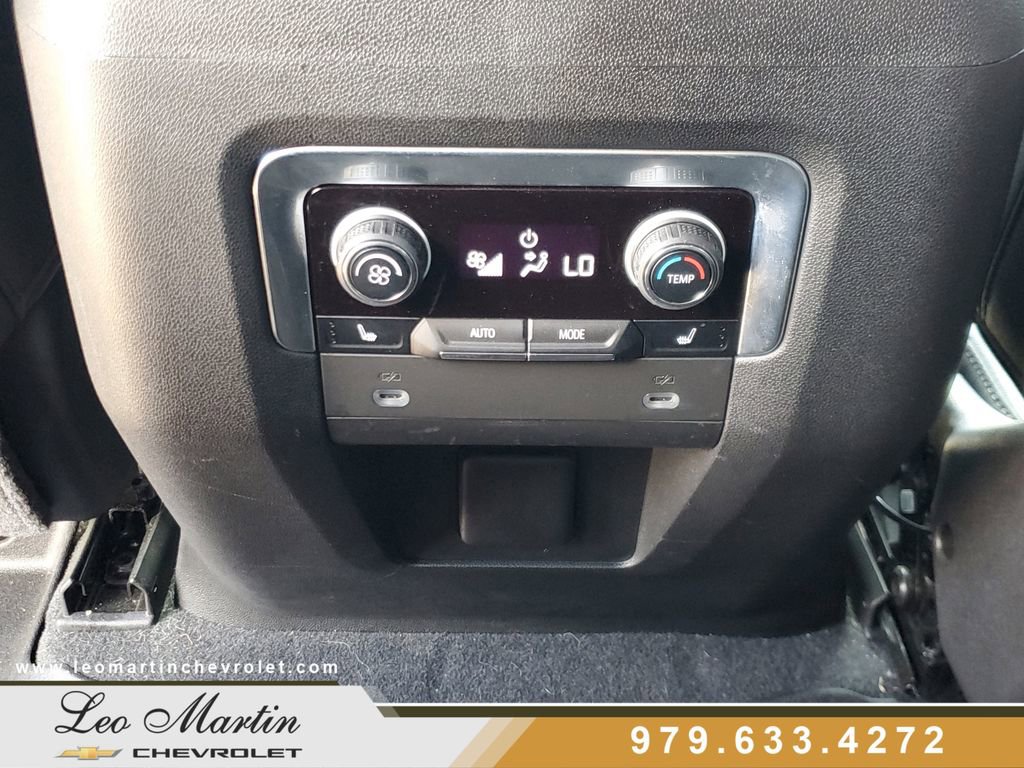Used 2021 Chevrolet Tahoe Z71 w/ Z71 Signature Package AWD/4WD image 12