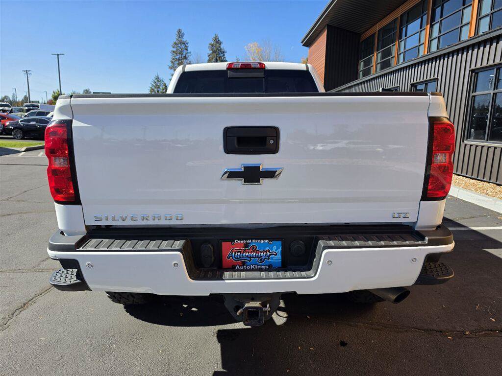 Used 2016 Chevrolet Silverado 2500 LTZ w/ Custom Sport Edition AWD/4WD image 4