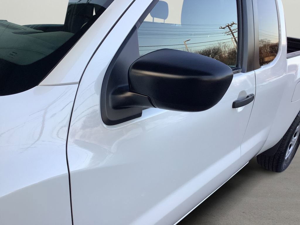 Used 2025 Nissan Frontier S image 11