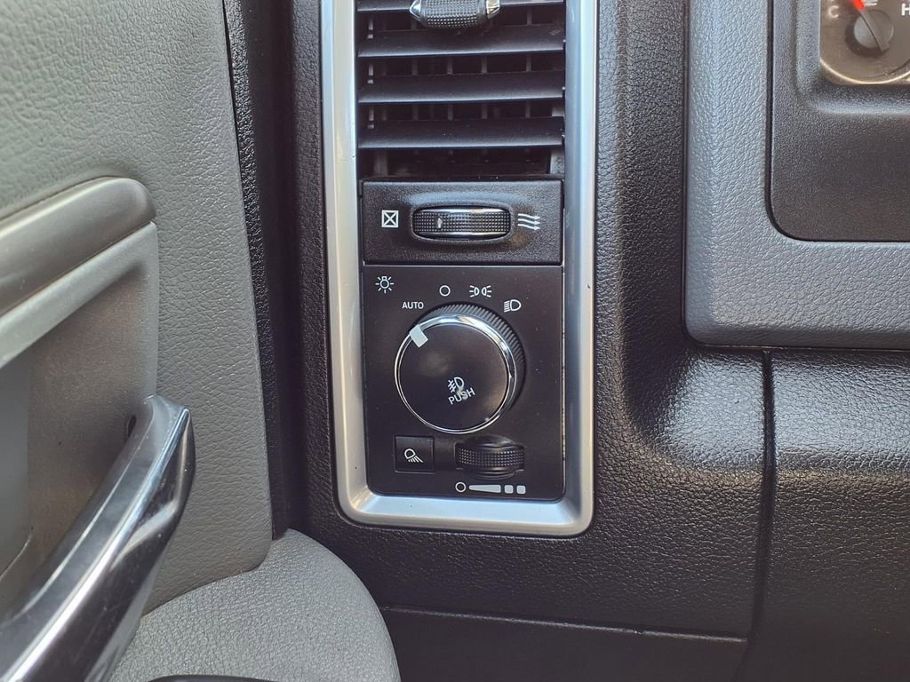 Used 2019 RAM 1500 Big Horn image 19