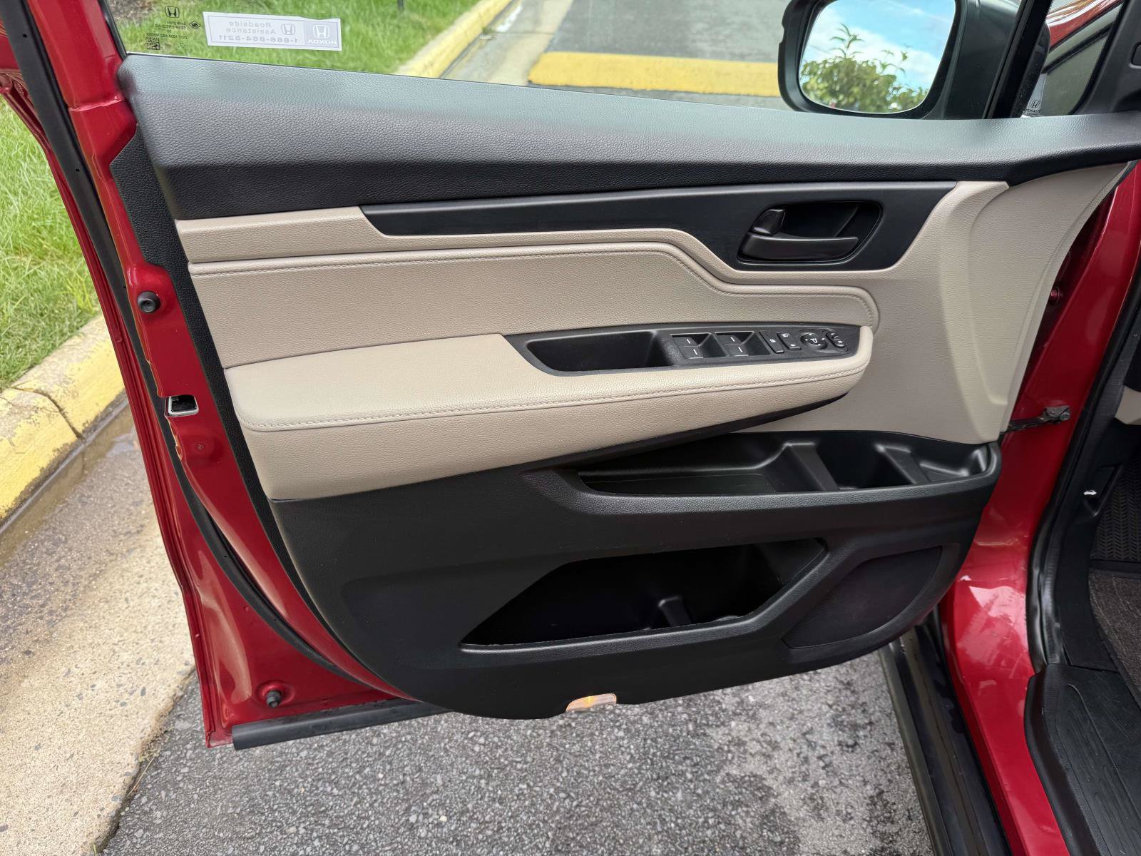 Certified 2022 Honda Odyssey EX image 20