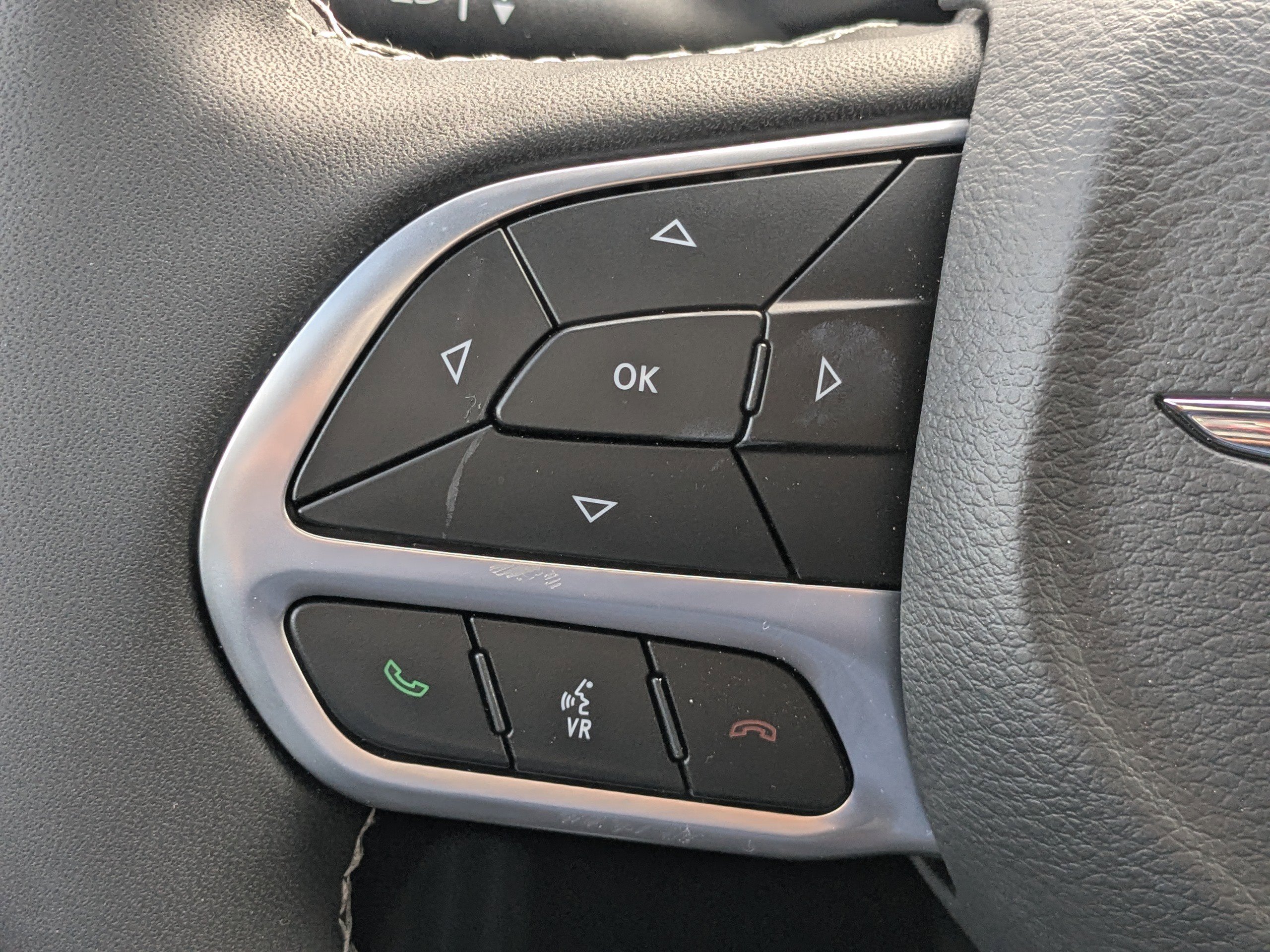 New 2026 Chrysler Pacifica Select image 25