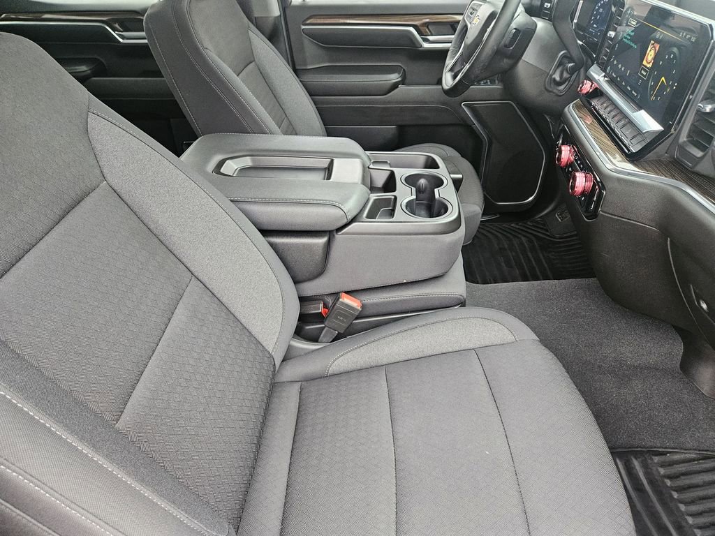 Used 2024 Chevrolet Silverado 1500 LT w/ Z71 Off-Road Package image 19
