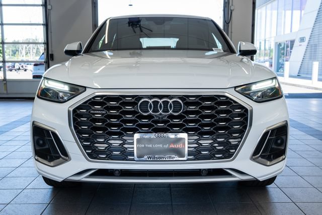 Used 2023 Audi Q5 2.0T Premium Plus w/ Premium Plus Package AWD/4WD image 2