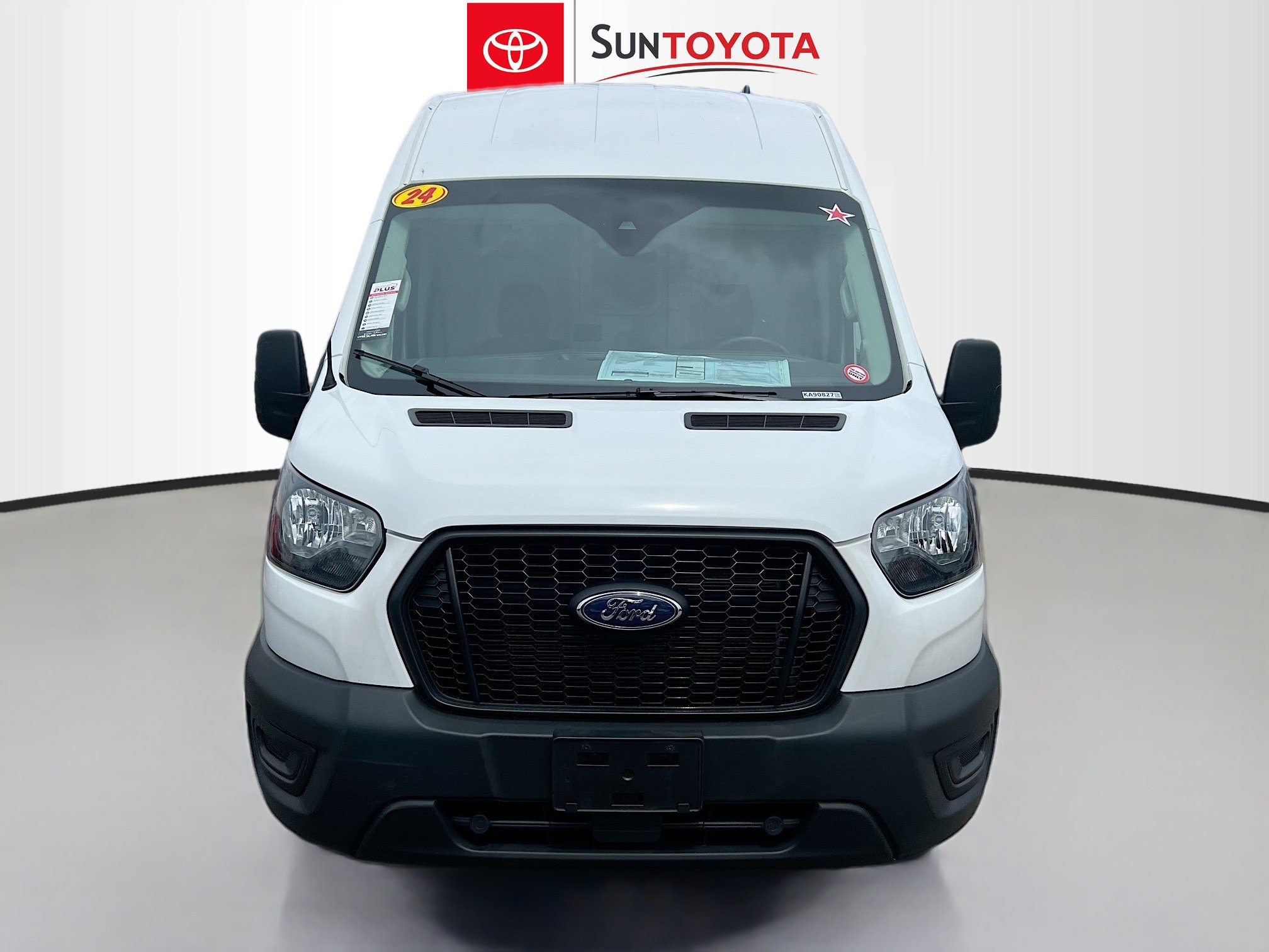 Used 2024 Ford Transit 250 148 High Roof Extended w/ Load Area Protection Package RWD image 10