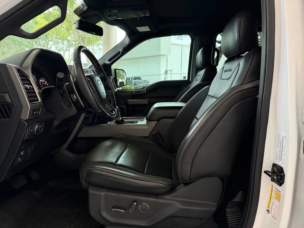 Used 2019 Ford F150 Raptor w/ Equipment Group 802A Luxury AWD/4WD image 6