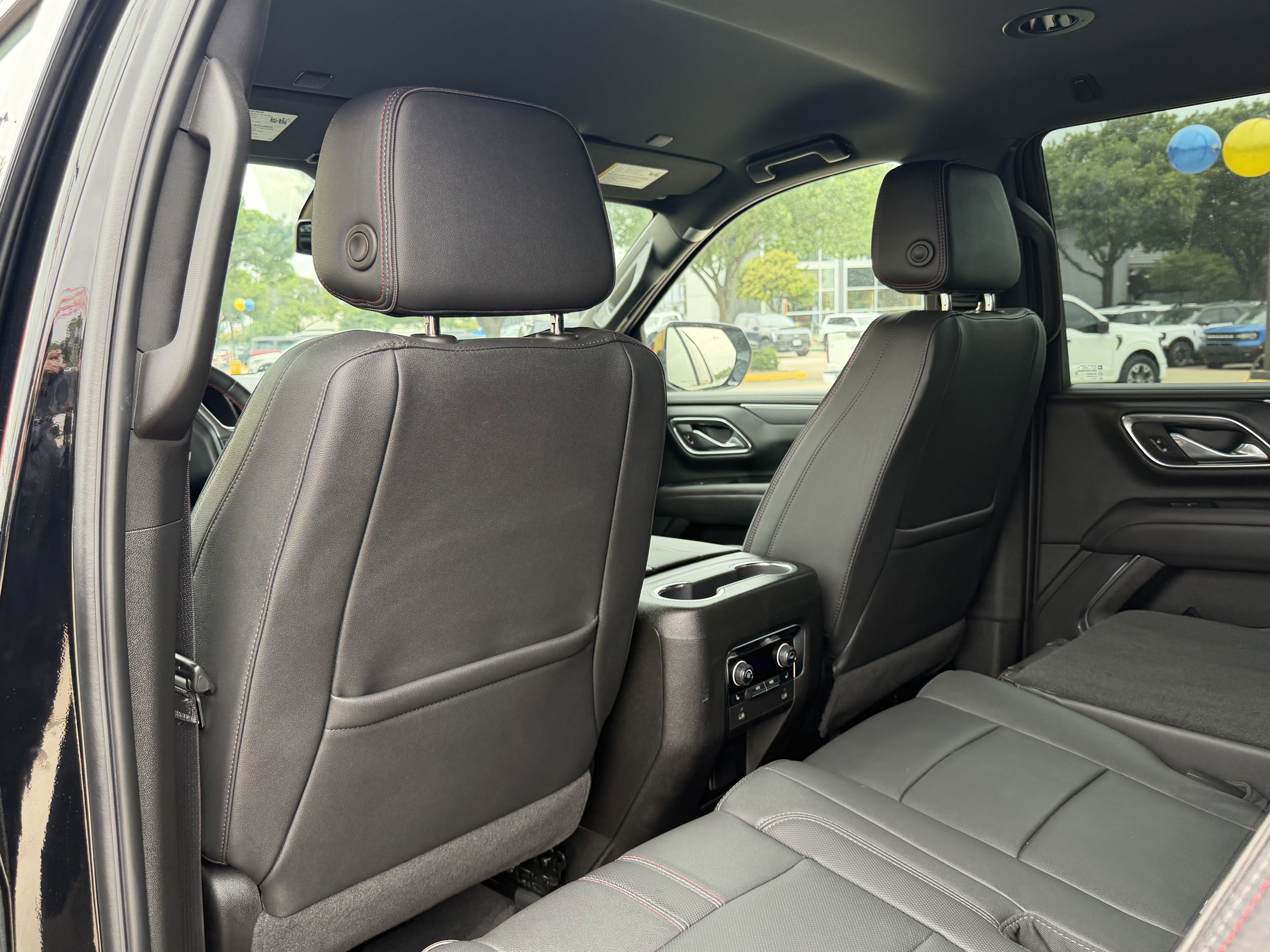 Used 2023 Chevrolet Tahoe RST w/ Luxury Package RWD image 13