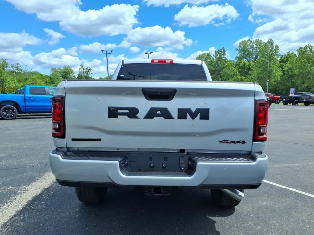New 2026 RAM 2500 Big Horn AWD/4WD image 6