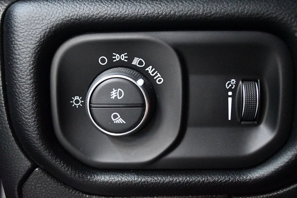 Used 2020 RAM 1500 Big Horn AWD/4WD image 68