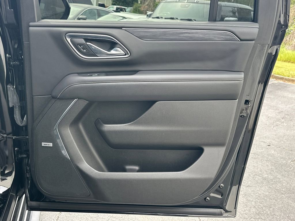 Used 2021 GMC Yukon XL SLT image 17