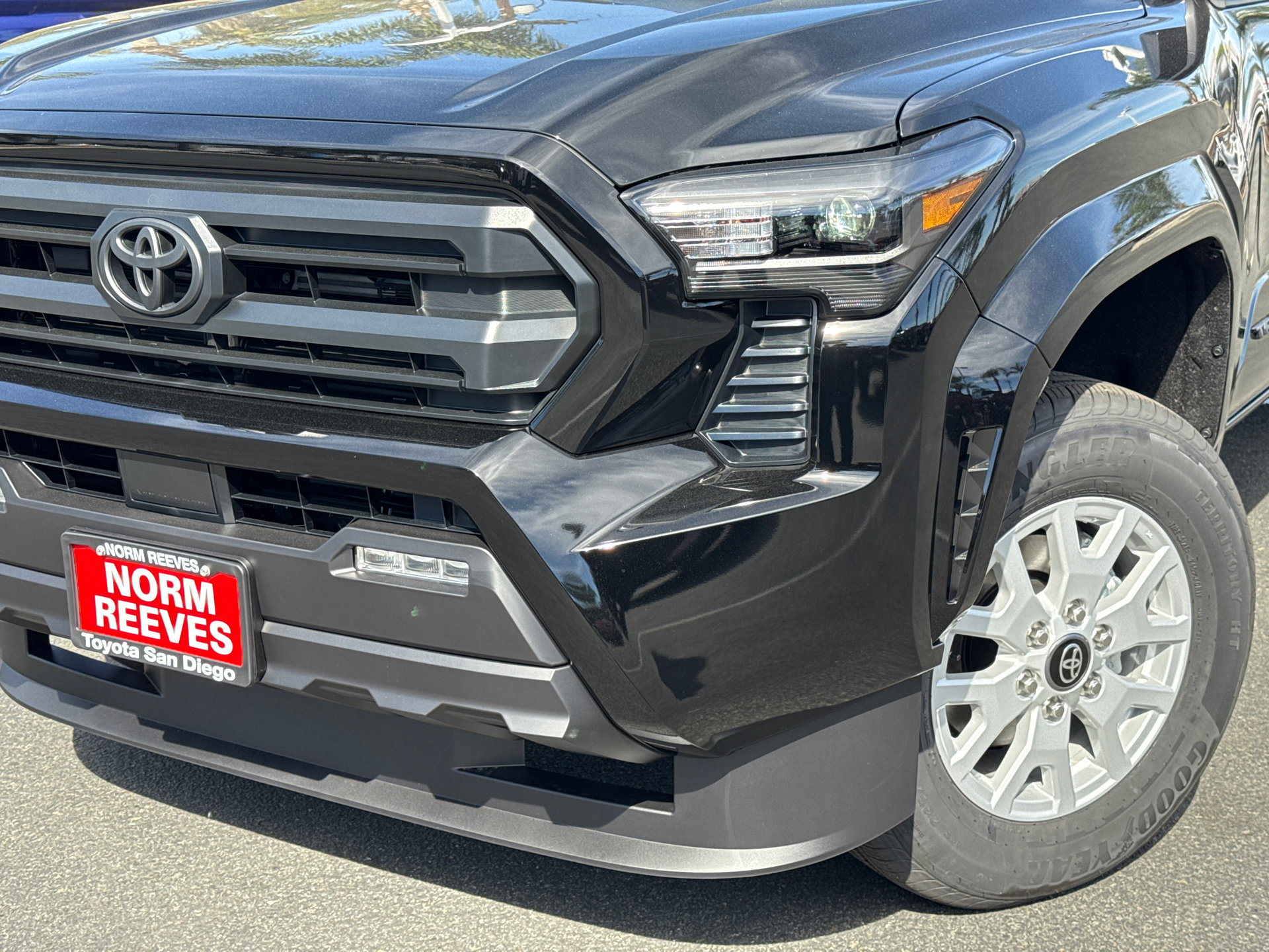 New 2026 Toyota Tacoma SR5 AWD/4WD image 3