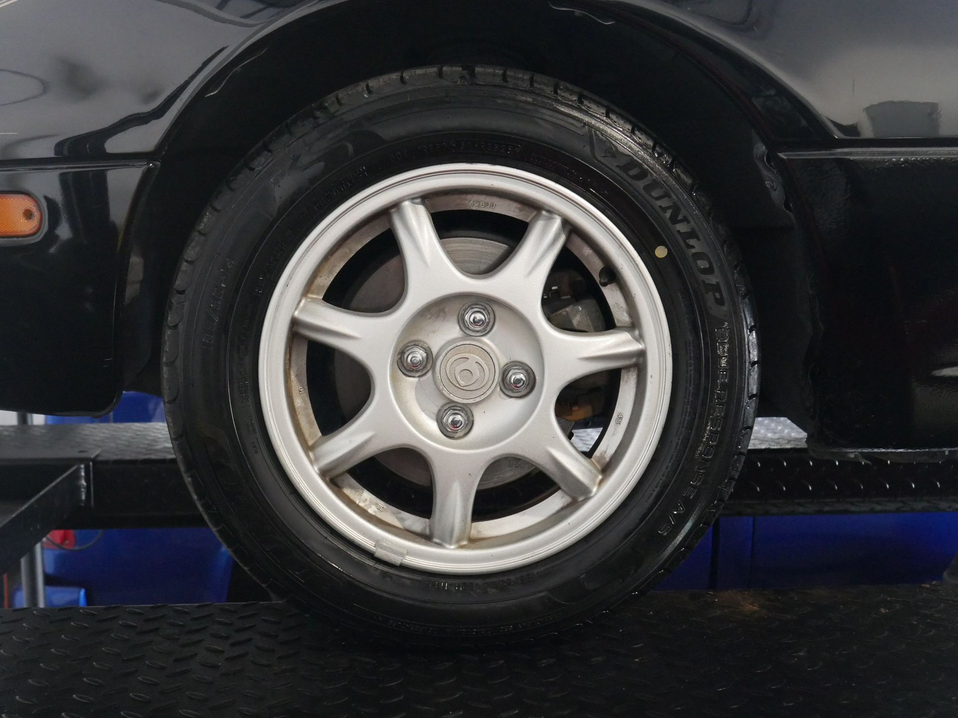 Used 1997 MAZDA MX-5 Miata RWD image 72