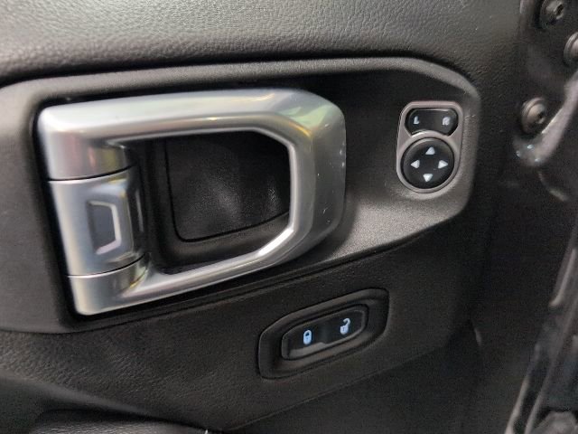 Used 2021 Jeep Wrangler Unlimited Sahara w/ Uconnect 4C Nav & Sound Group image 15