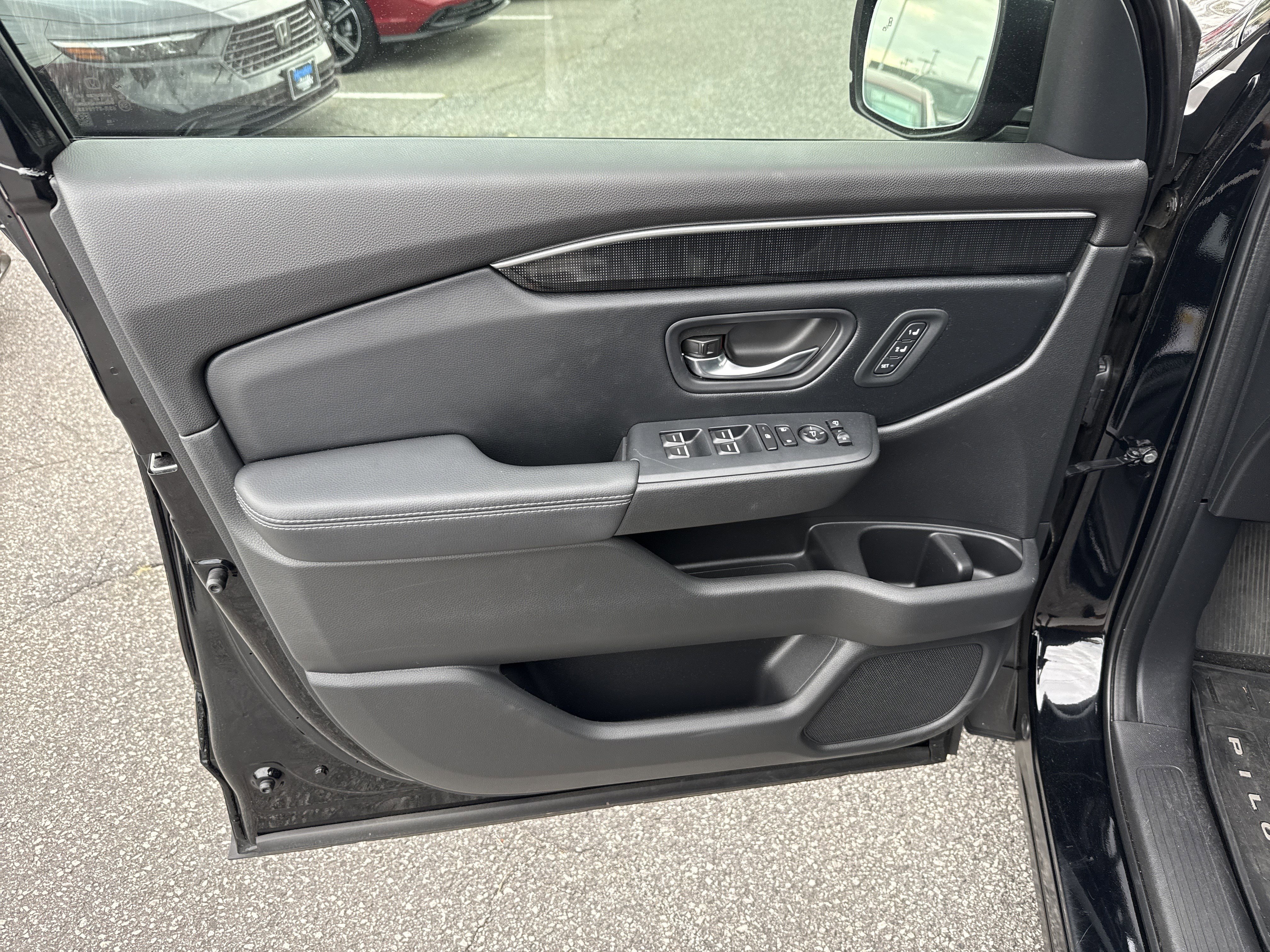 Certified 2023 Honda Pilot Elite image 14