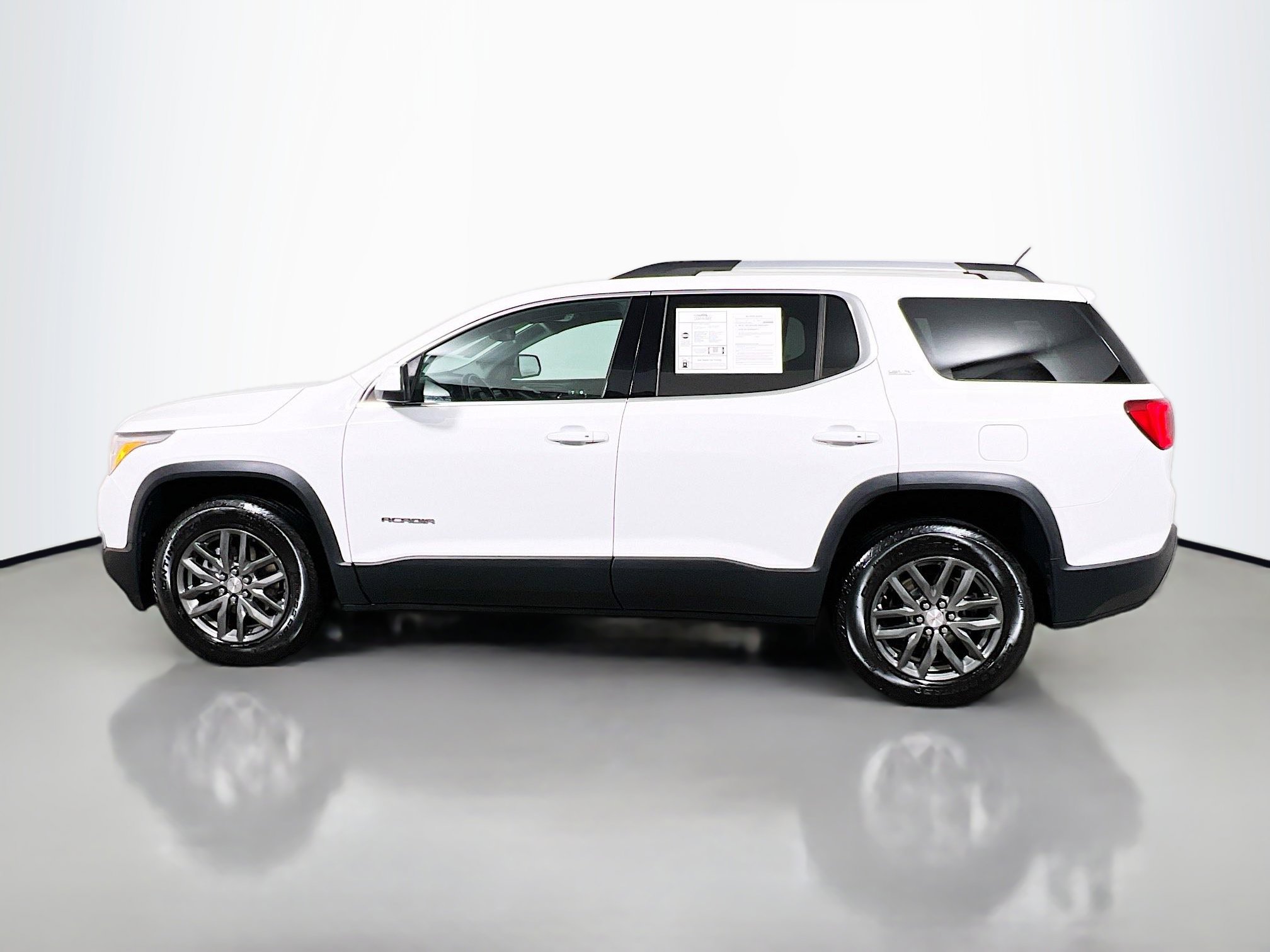 Used 2019 GMC Acadia SLT image 9