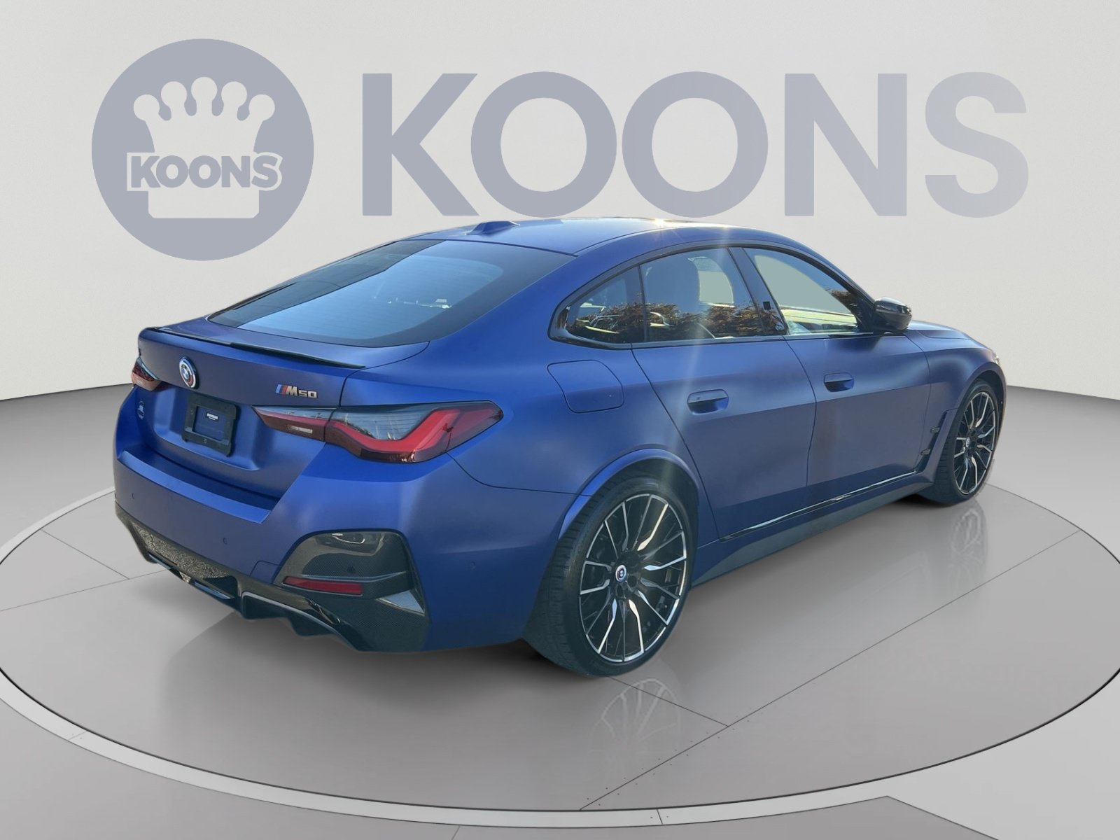 Used 2022 BMW i4 M50 w/ M Carbon Exterior Package AWD/4WD image 7