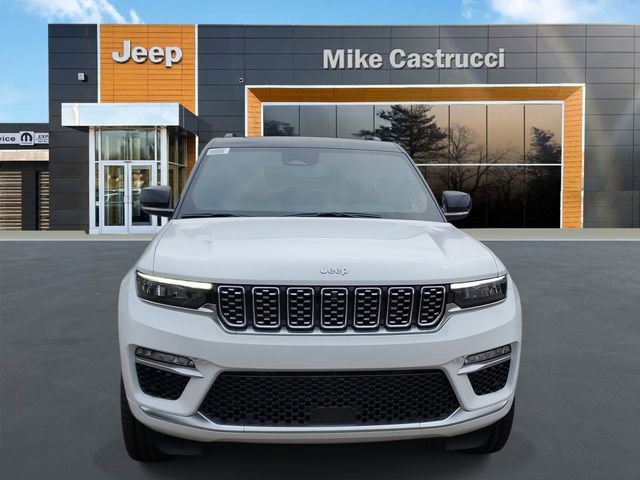 New 2025 Jeep Grand Cherokee Summit image 2