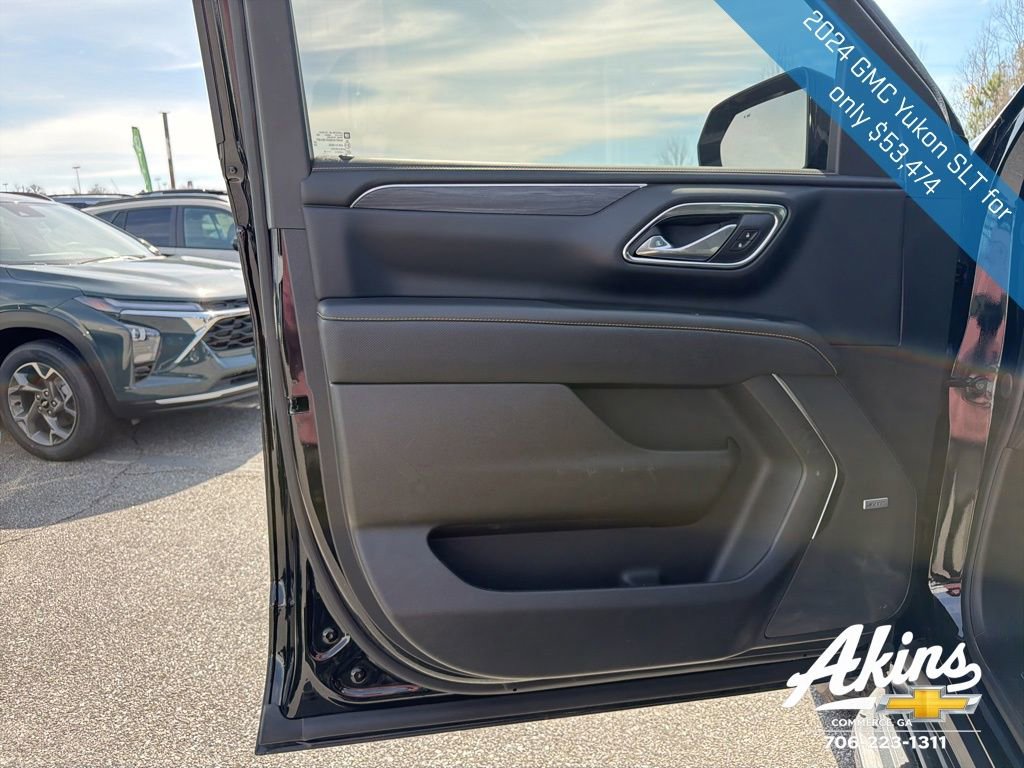 Used 2024 GMC Yukon SLT image 15