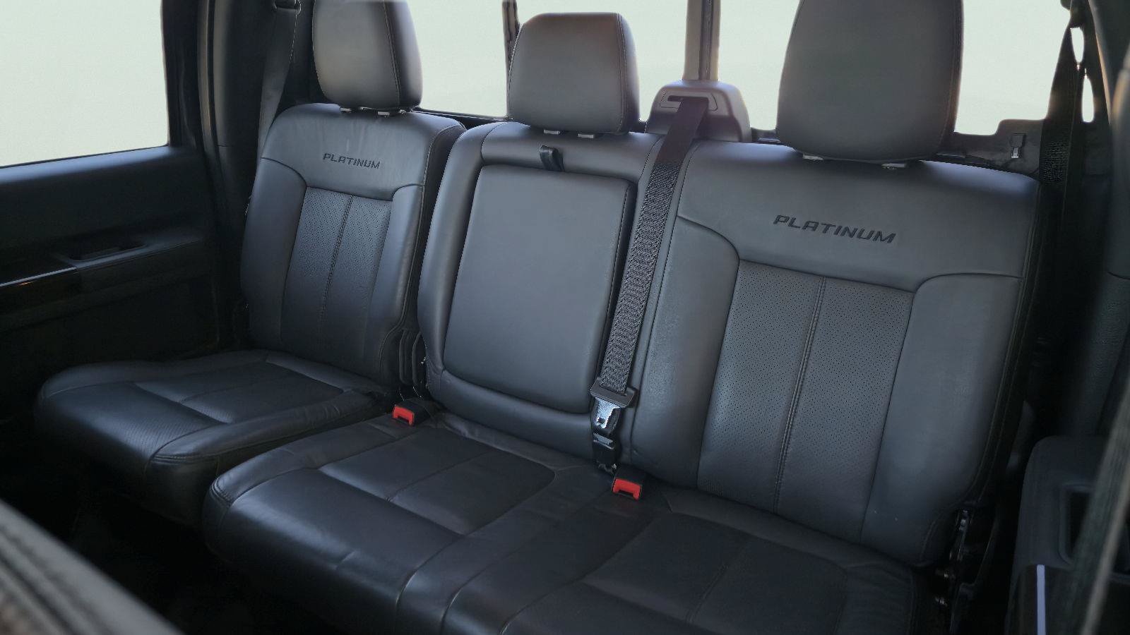 Used 2015 Ford F250 Platinum w/ FX4 Off-Road Package AWD/4WD image 24