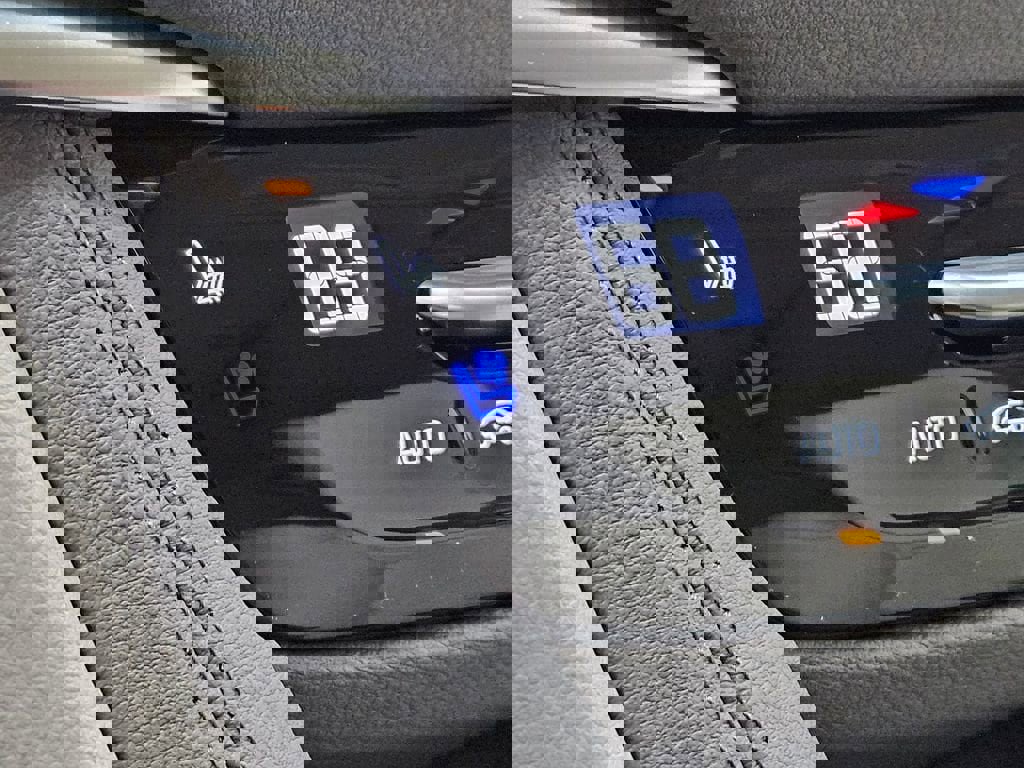 New 2026 Cadillac XT5 Premium Luxury w/ Driver Assist Package image 21