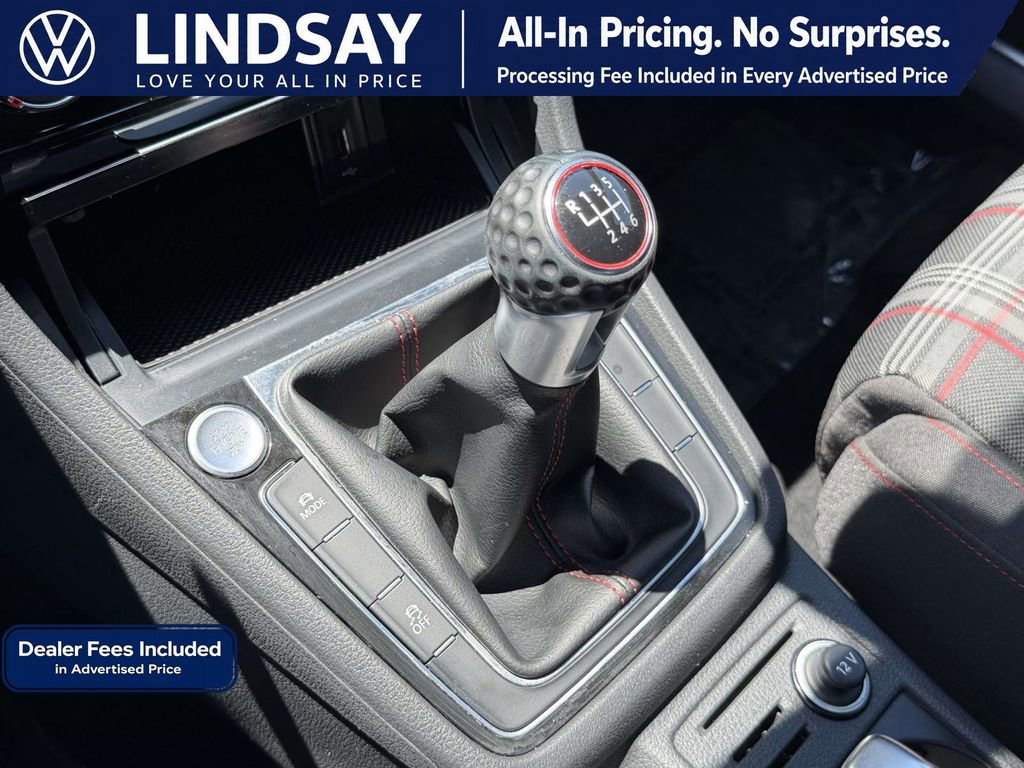 Used 2018 Volkswagen GTI SE FWD image 19