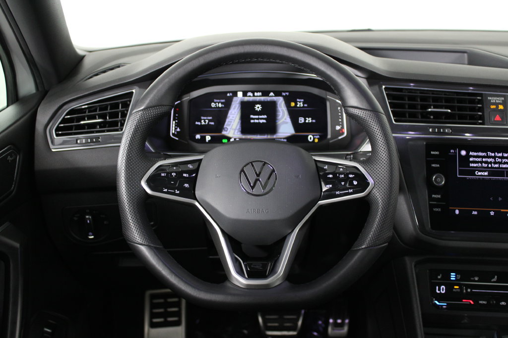 Used 2022 Volkswagen Tiguan SEL R-Line AWD/4WD image 20