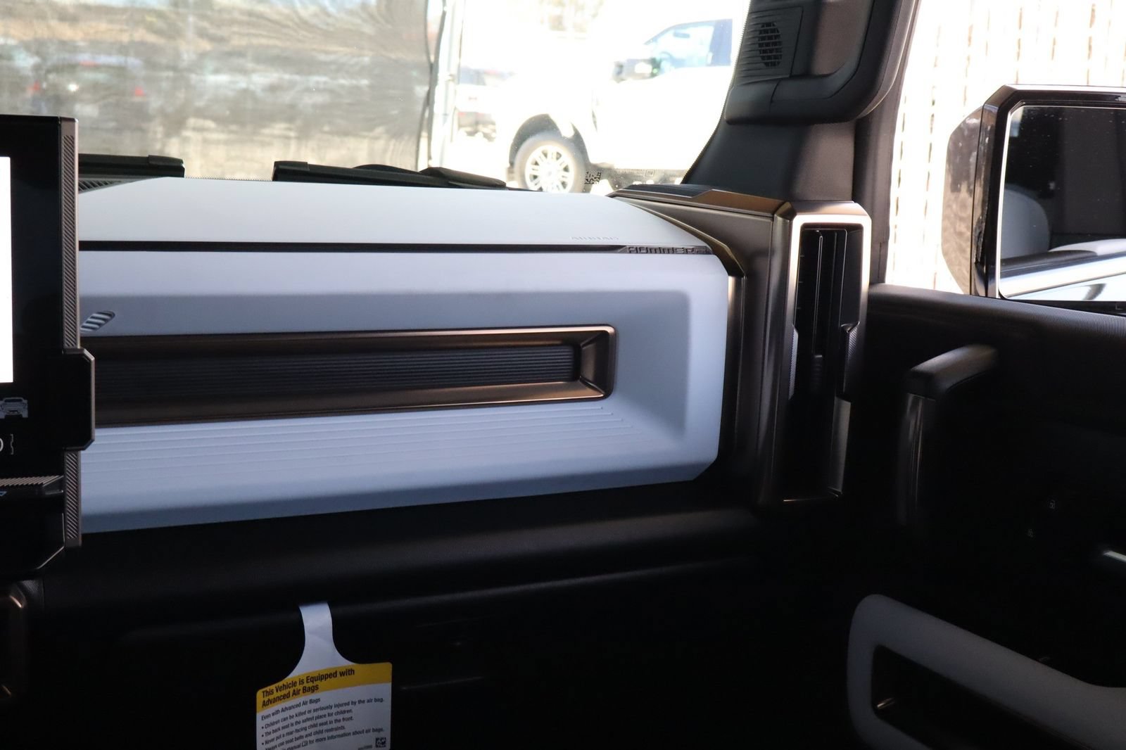 Used 2025 GMC Hummer EV 3X AWD/4WD image 32