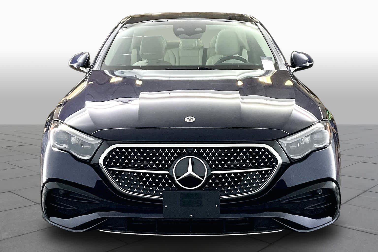 New 2027 Mercedes-Benz E 450 4MATIC Sedan image 3
