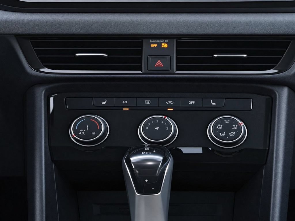 Certified 2023 Volkswagen Taos SE AWD/4WD image 20