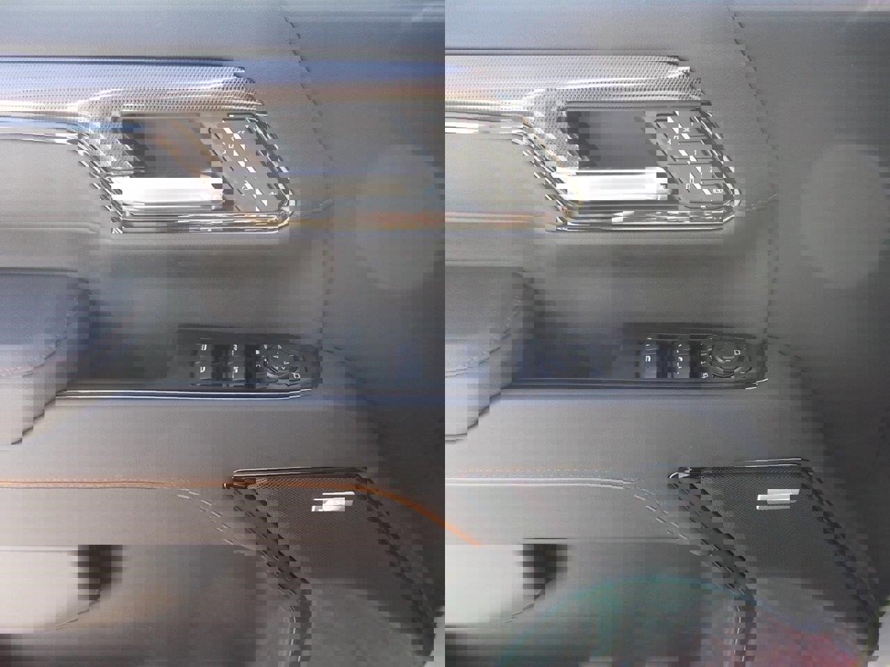 New 2026 GMC Sierra 2500 AT4 w/ AT4 Premium Plus Package image 13