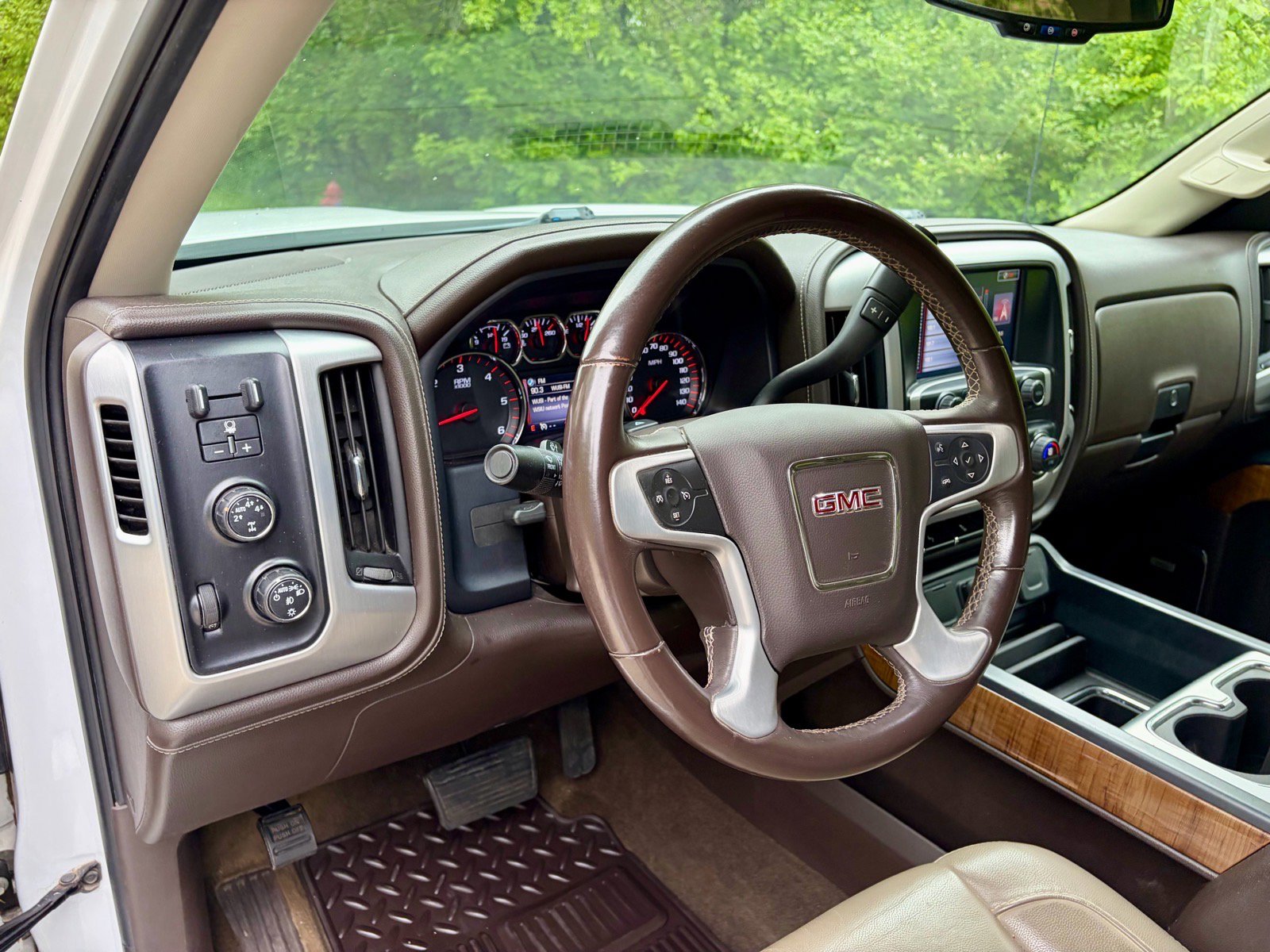 Used 2016 GMC Sierra 1500 SLT w/ SLT Premium Package AWD/4WD image 19