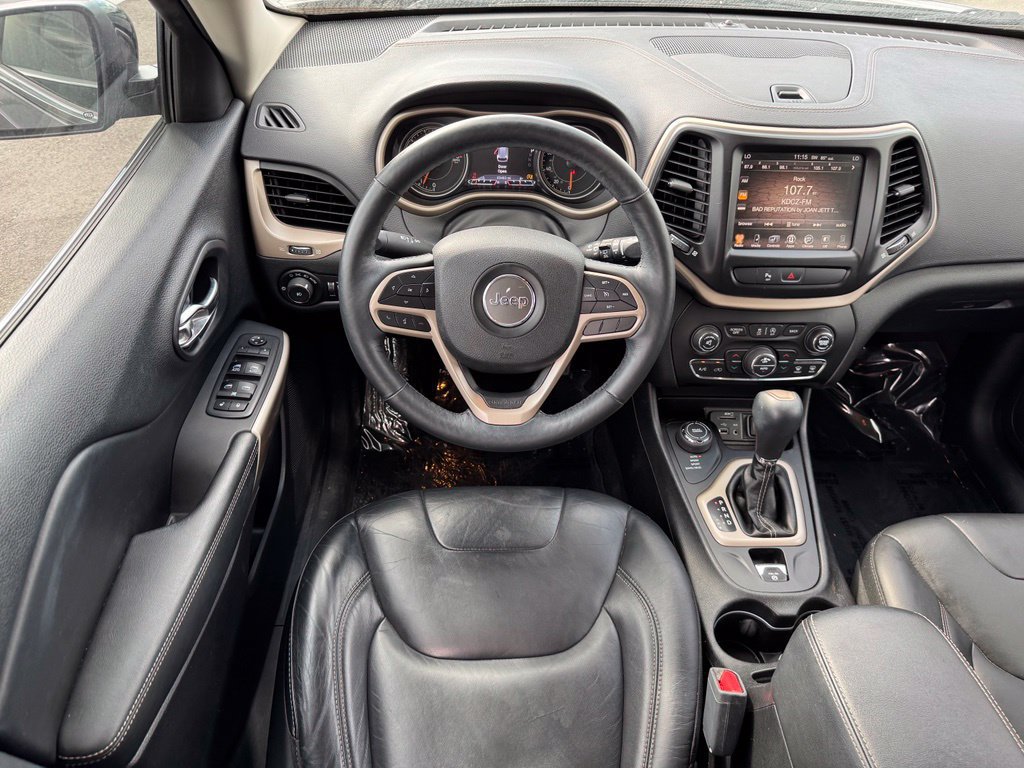Used 2018 Jeep Cherokee Limited AWD/4WD image 11