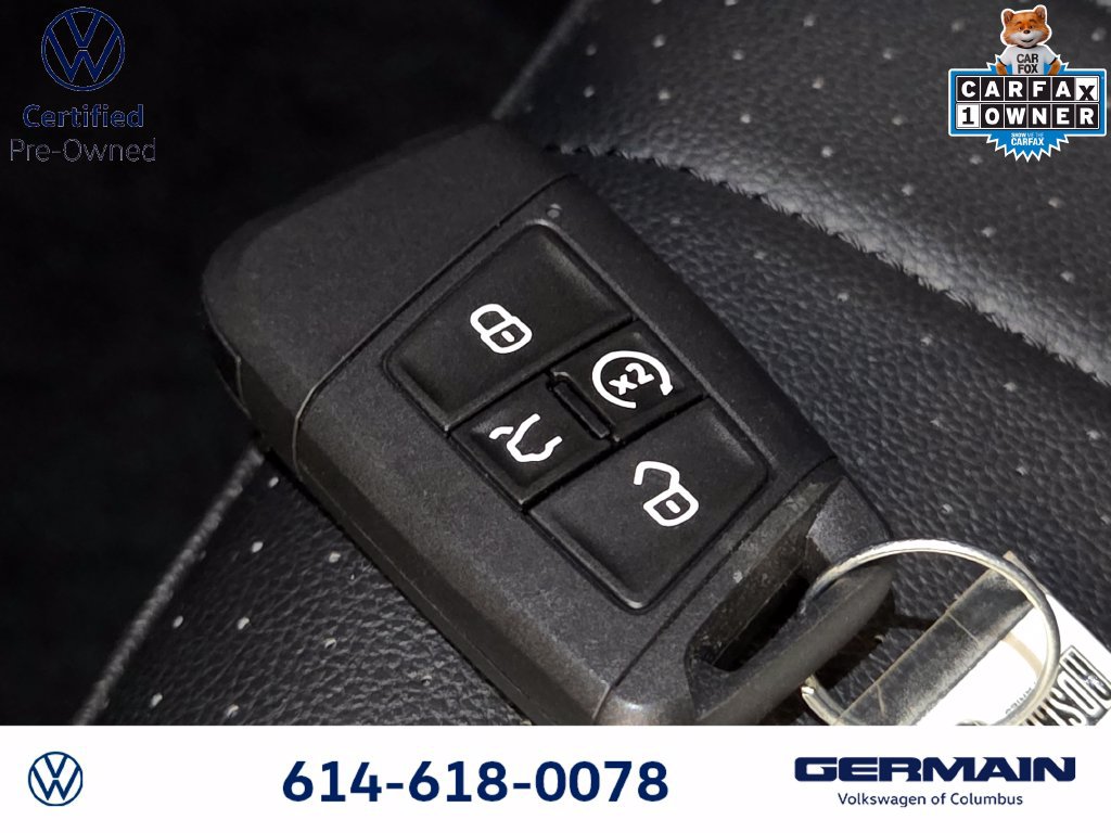 Certified 2024 Volkswagen Tiguan SE R-Line AWD/4WD image 33