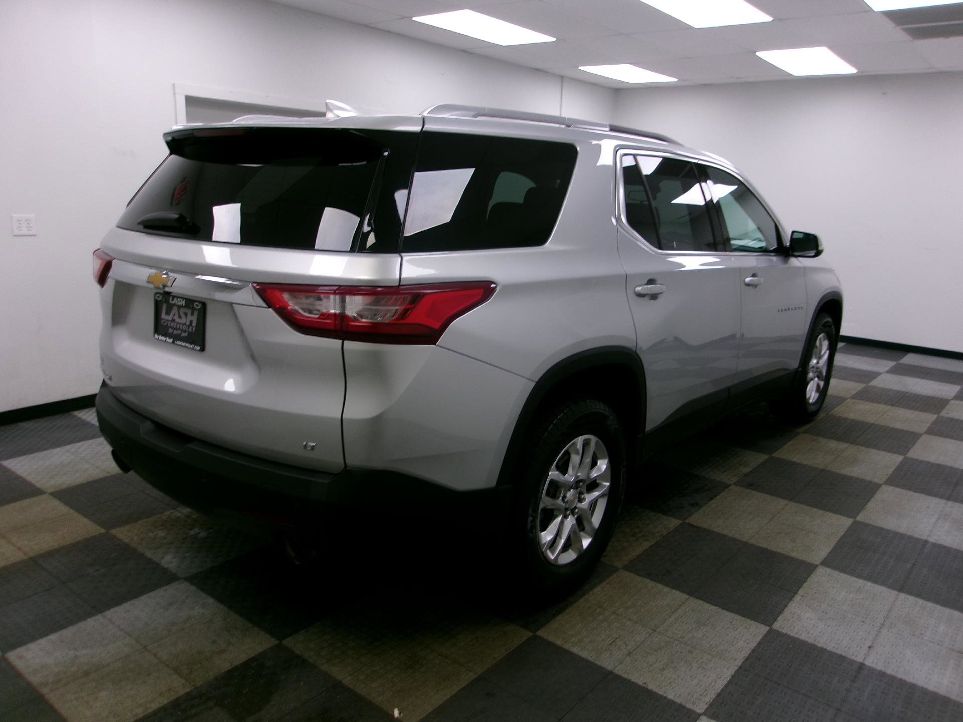 Used 2018 Chevrolet Traverse LT FWD image 6