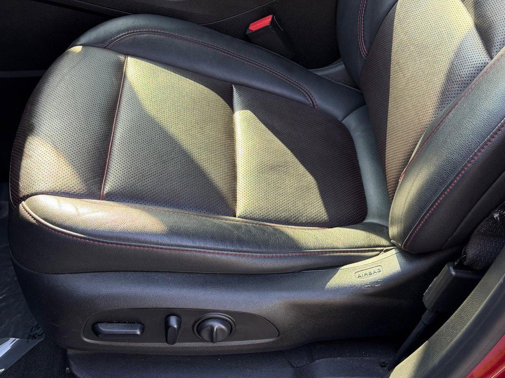 Used 2019 Chevrolet Blazer RS w/ Sun and Wheels Package image 23