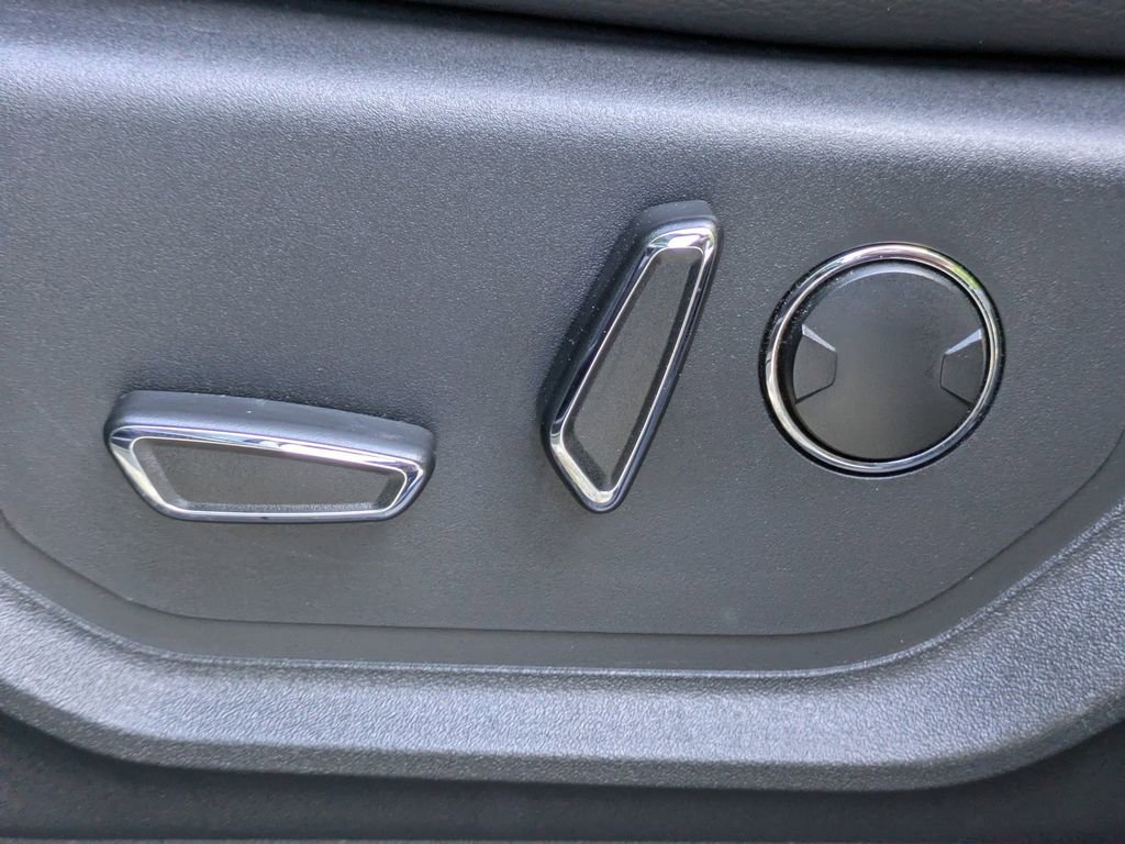 Used 2017 Ford F250 Lariat w/ Lariat Value Package image 20