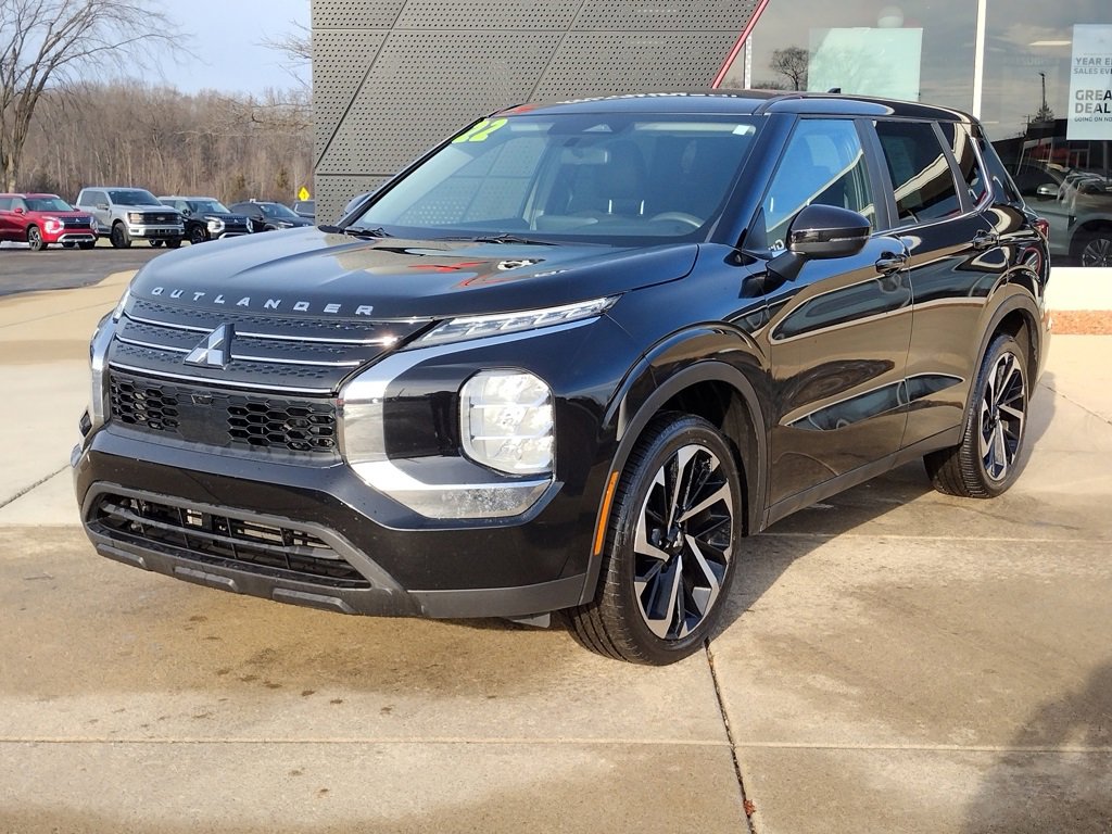 Used 2022 Mitsubishi Outlander ES