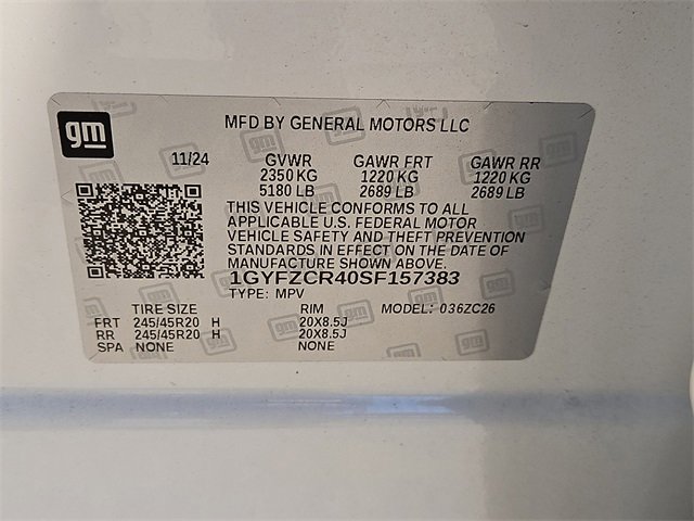 Used 2025 Cadillac XT4 Premium Luxury w/ Cold Weather Package image 31