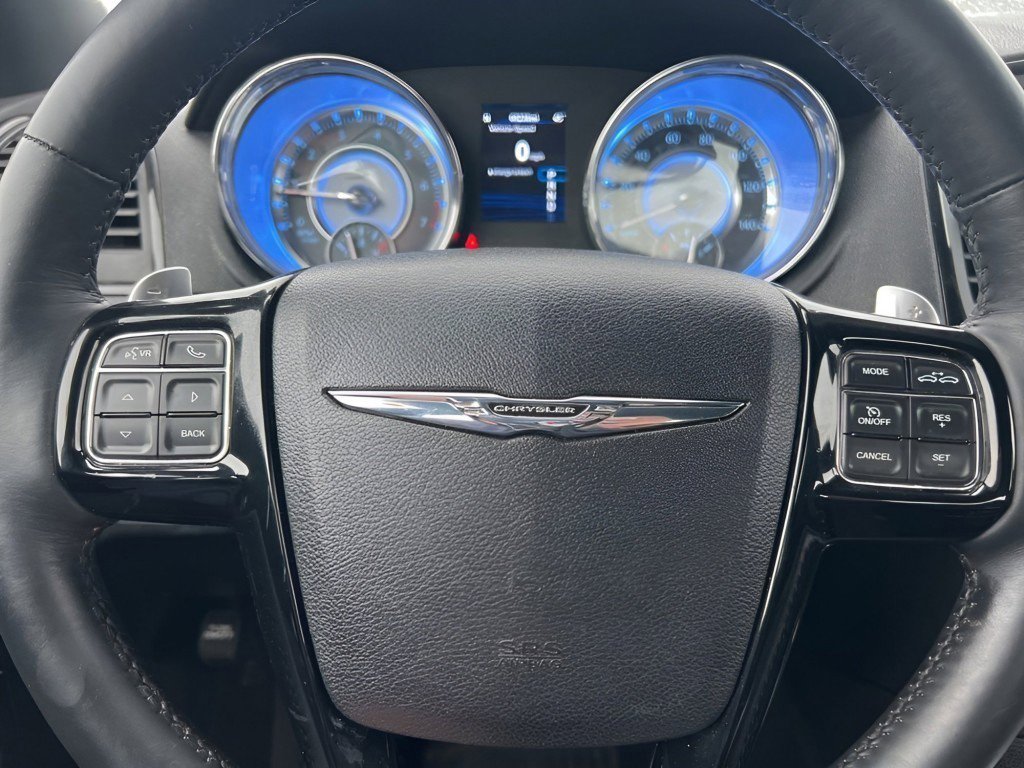 Used 2014 Chrysler 300 S w/ Luxury Group image 24