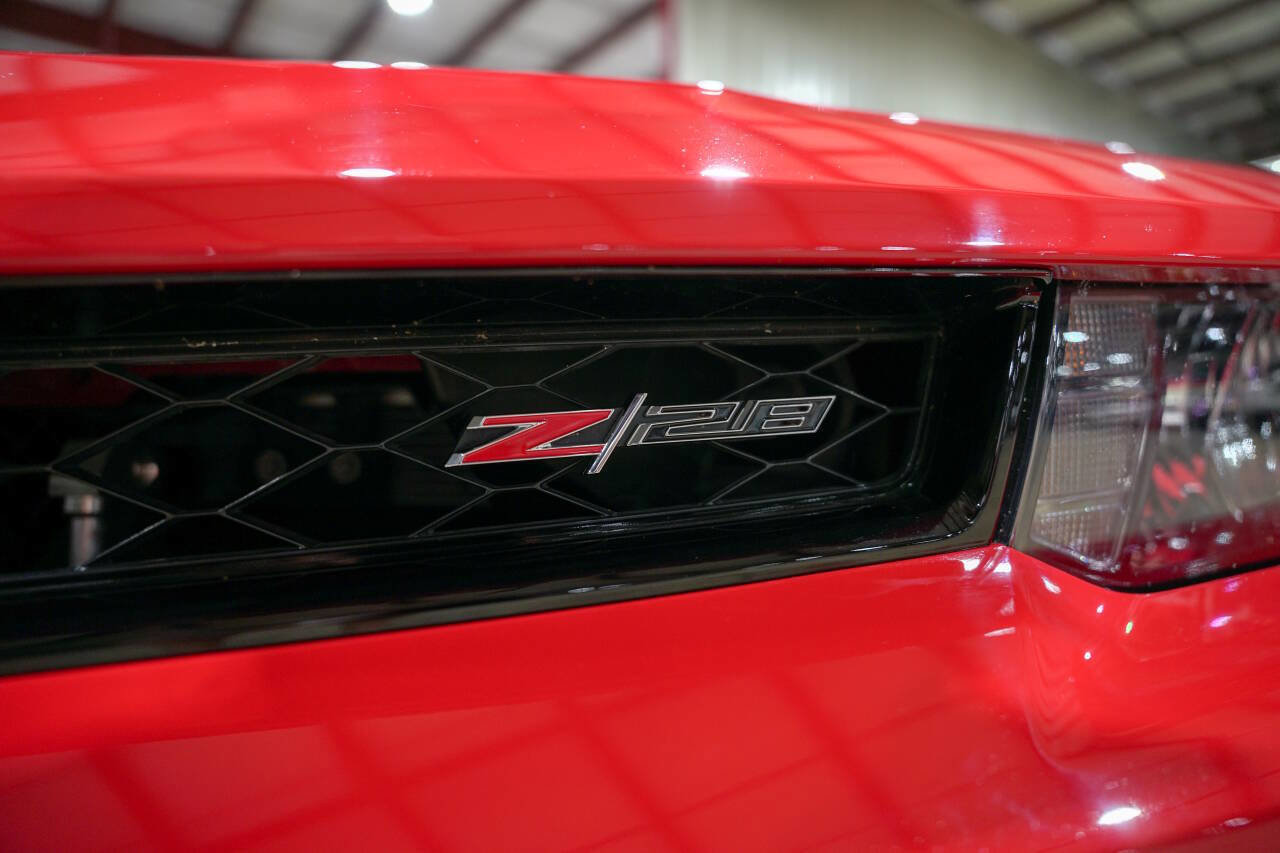 Used 2014 Chevrolet Camaro Z/28 RWD image 22