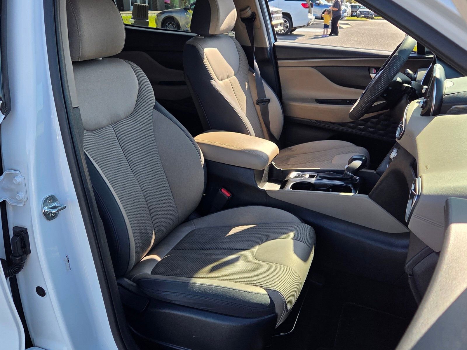 Used 2020 Hyundai Santa Fe SEL image 16