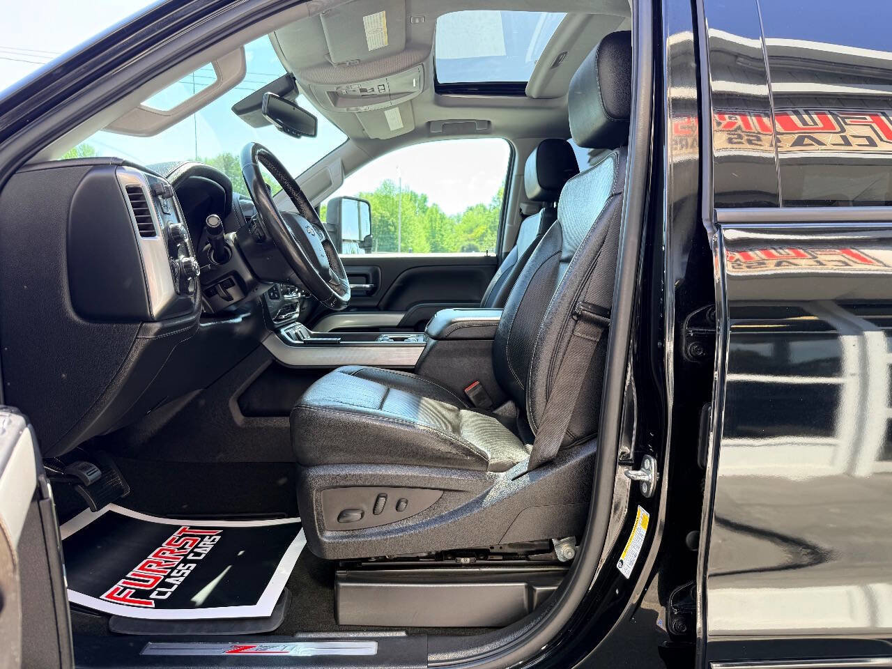 Used 2018 Chevrolet Silverado 2500 LTZ w/ Duramax Plus Package AWD/4WD image 20