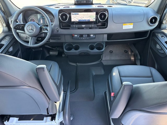 New 2026 Mercedes-Benz Sprinter 2500 image 21