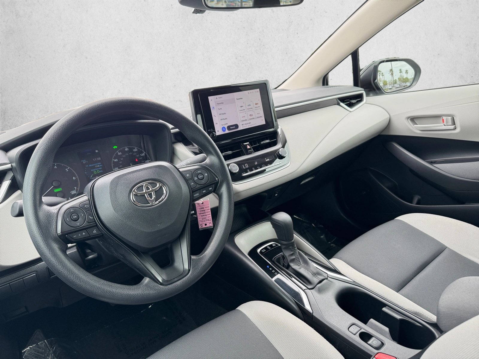Used 2023 Toyota Corolla LE w/ Carpet Mat Package (TMS) FWD image 10