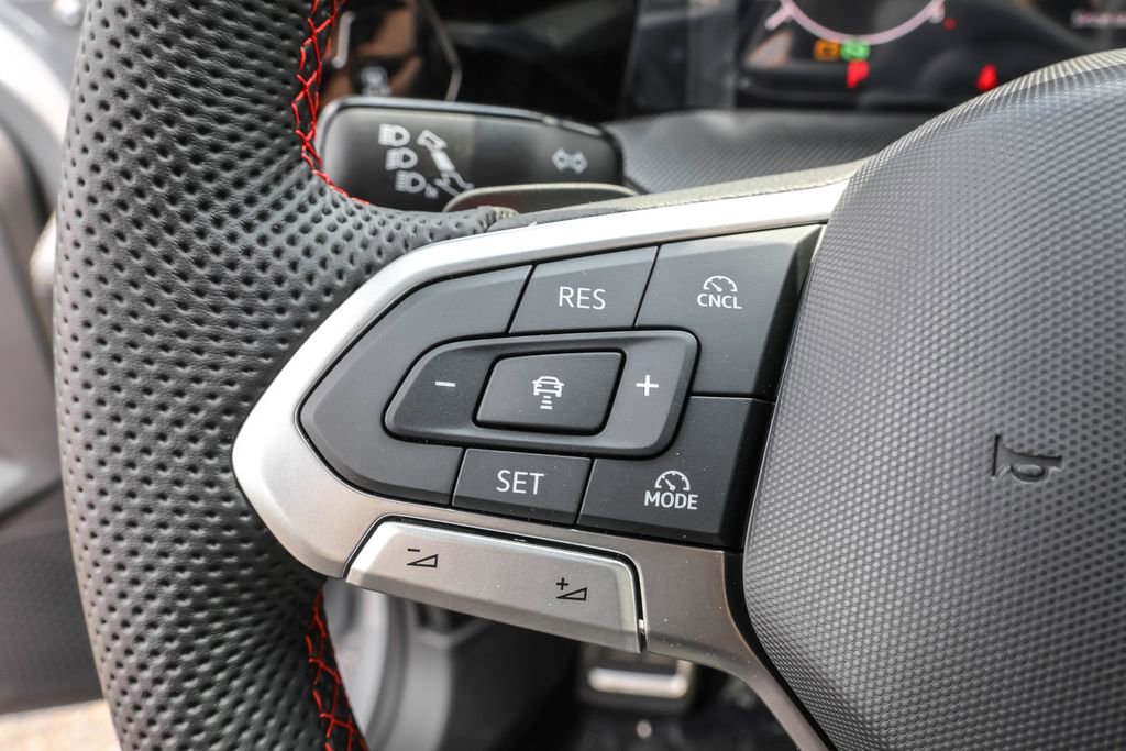 New 2026 Volkswagen GTI SE FWD image 27
