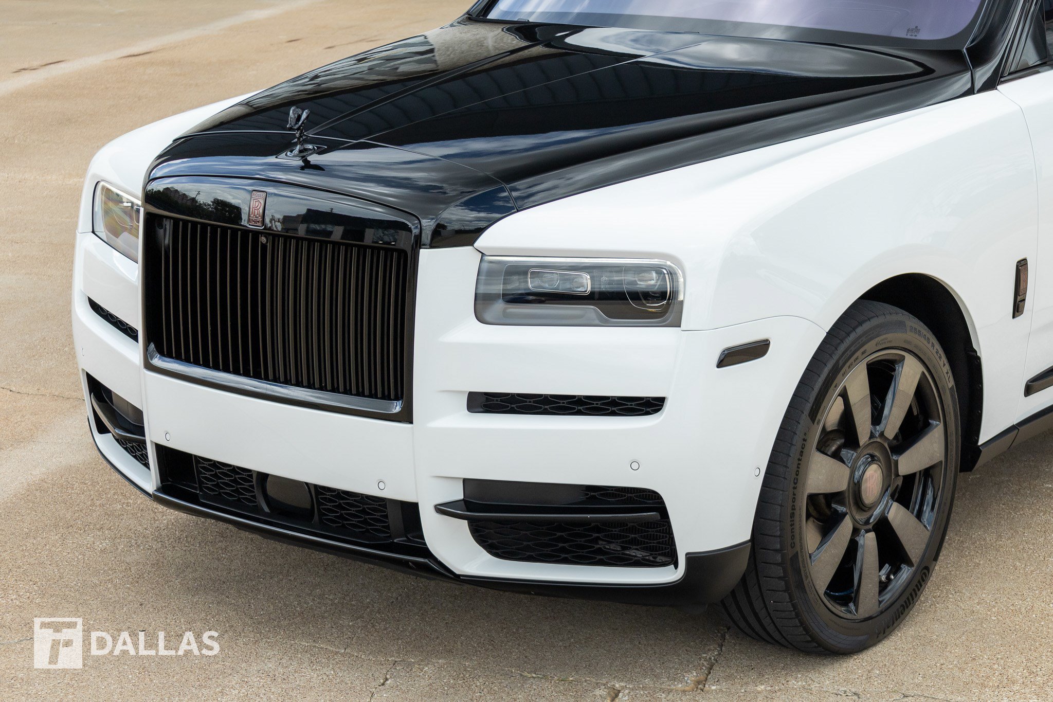 Used 2022 Rolls-Royce Cullinan w/ Technology Package AWD/4WD image 6
