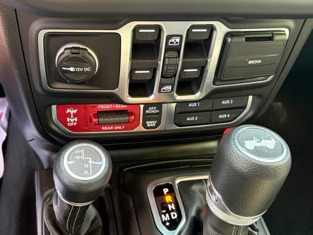 Used 2026 Jeep Wrangler Unlimited Rubicon AWD/4WD image 22